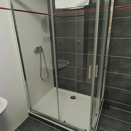 Symbiola Apartment *